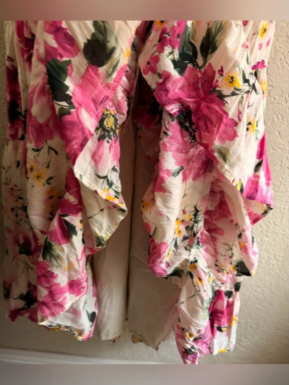 Abercrombie & Fitch tiered maxi dress with a pink floral print. Size small NWT